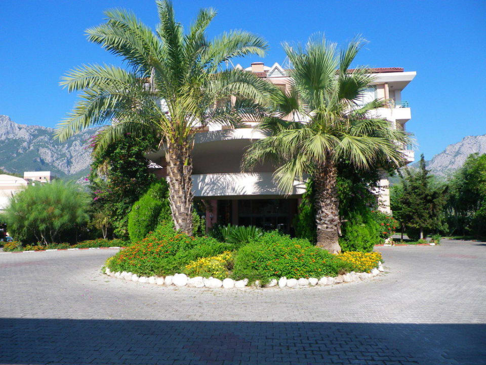 Eingang Greenwood Kemer Resort