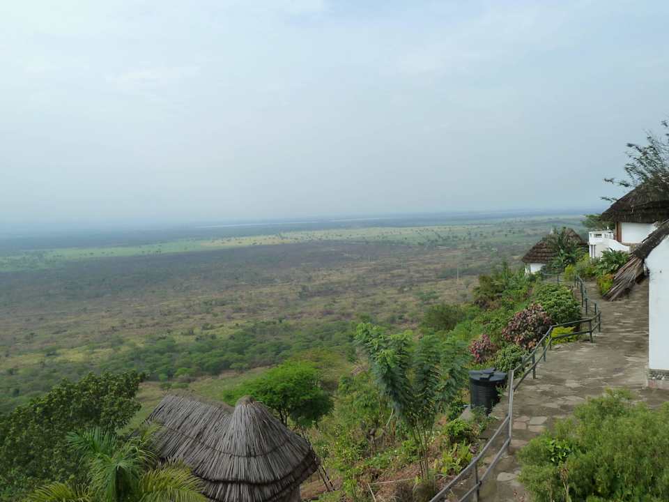 Blick auf den QENP Kingfisher Lodge Kichwamba