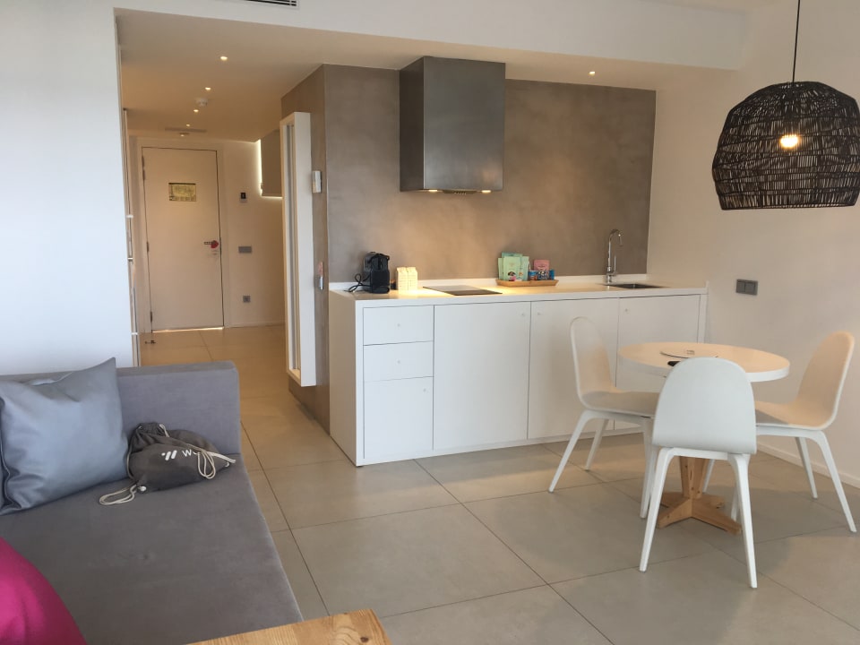 Zimmer One Ibiza Suites