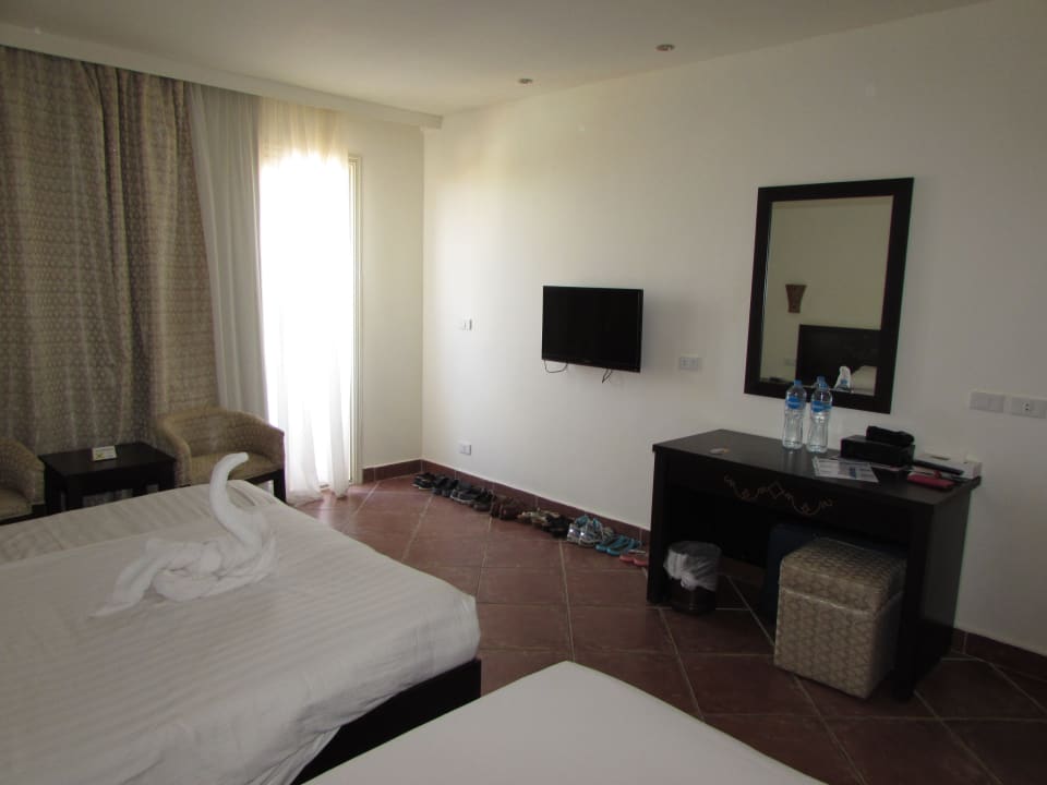 Zimmer Three Corners Sea Beach Resort