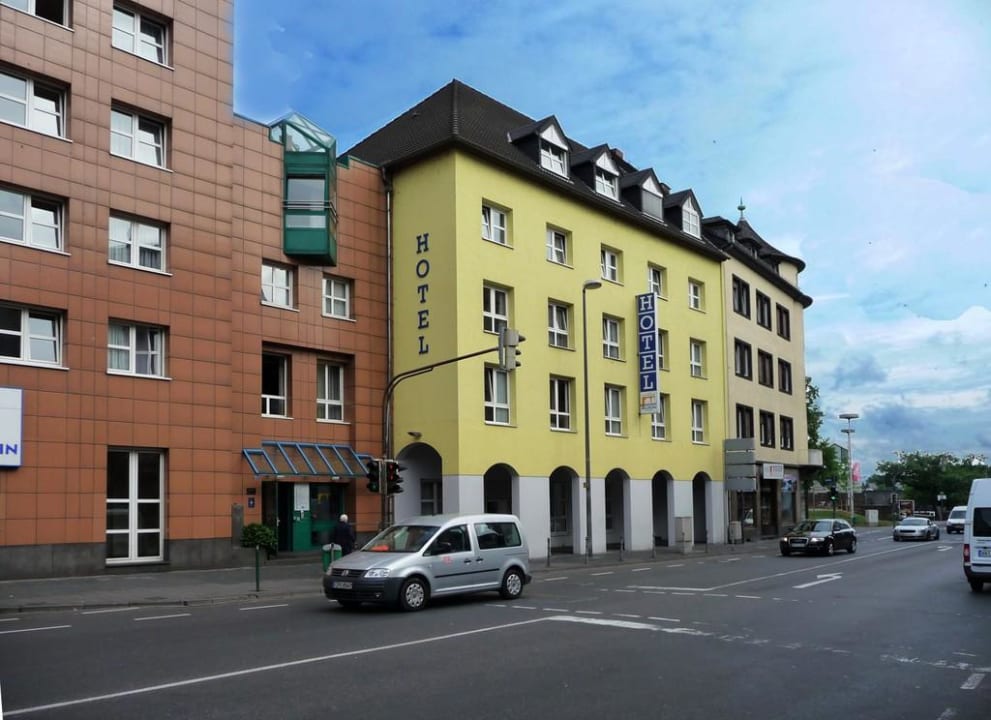Aussenansicht City Hotel Kurfürst Balduin
