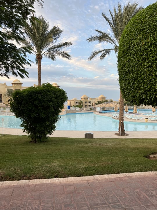 Pool Serenity Alpha Beach