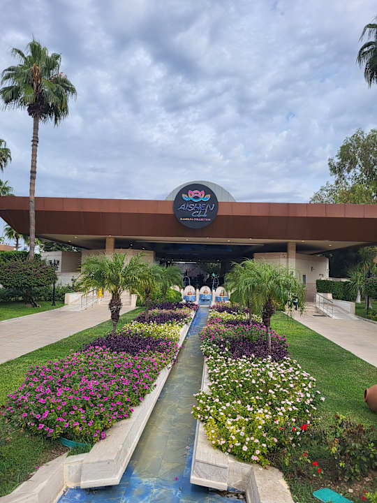 Gartenanlage Kamelya Aishen Club