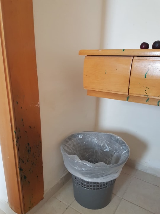 Zimmer Ruspina Beach Resort