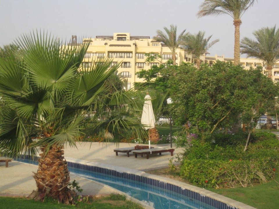 Территория Steigenberger ALDAU Beach Hotel