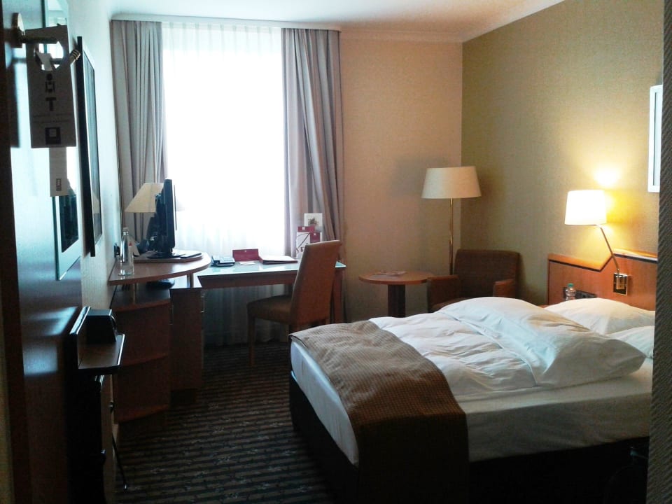 Einzelzimmer Leonardo Royal Hotel Düsseldorf Königsallee