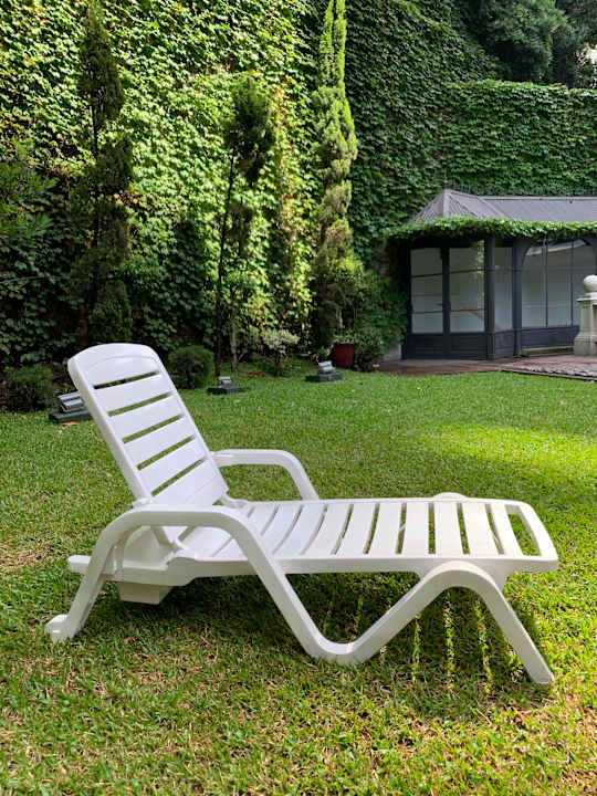 Gartenanlage Hotel Emperador Buenos Aires