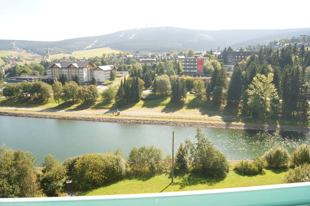 Blick von Zi. 510 Best Western Ahorn Hotel Oberwiesenthal - Adults only