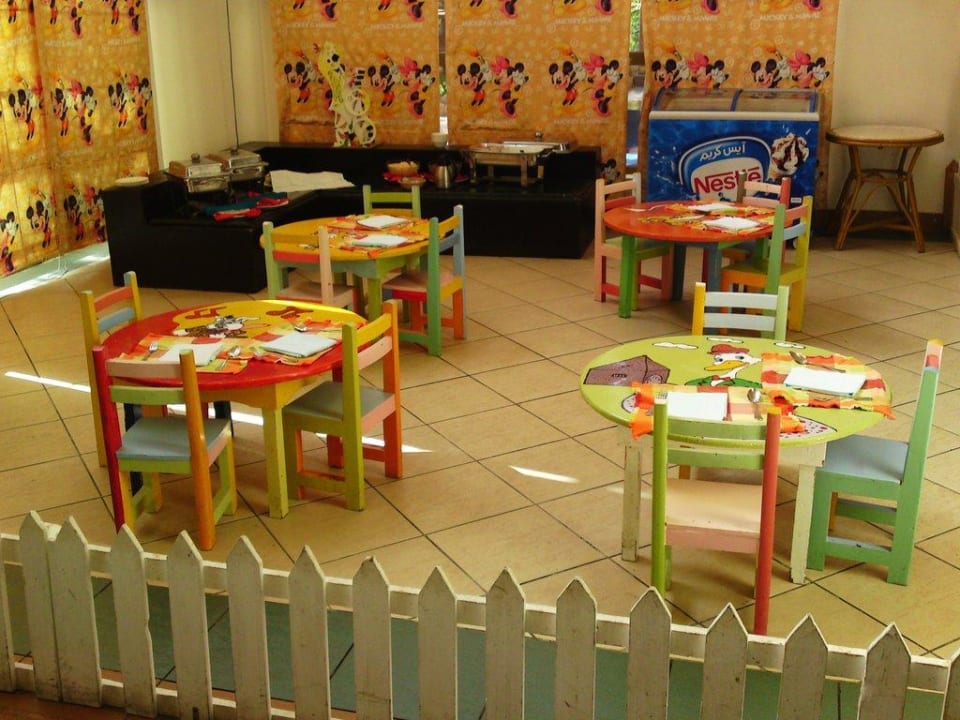 Kinderessecke Charmillion Club Resort
