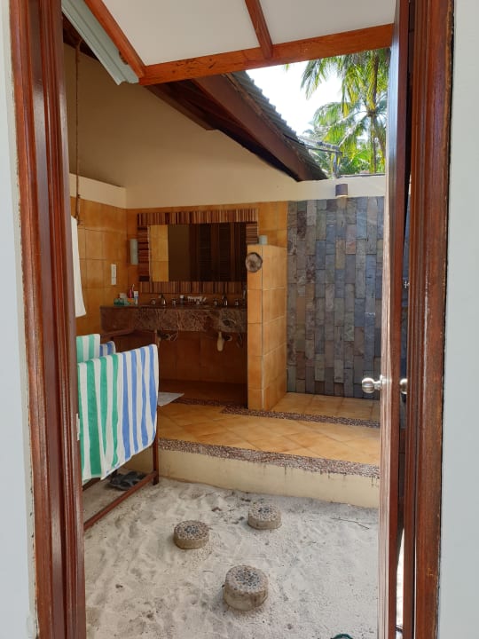 Zimmer Filitheyo Island Resort