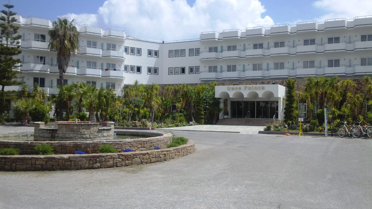 Außenansicht Irene Palace Beach Resort Club alltoura