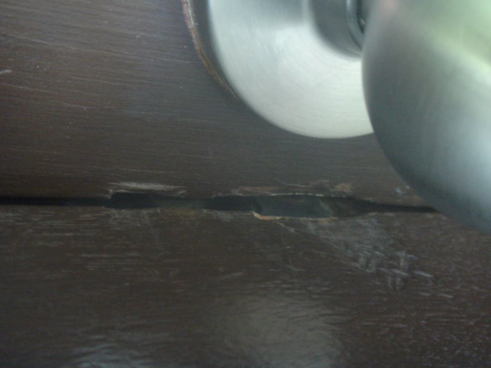 Zimmertür La Flora Khao Lak