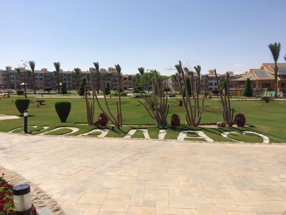 Gartenanlage Pickalbatros Dana Beach Resort - Hurghada