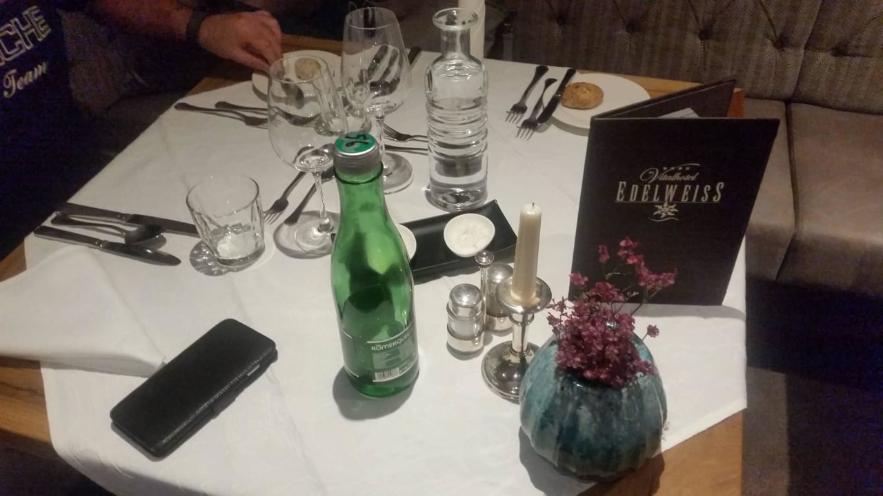 Gedeckter Tisch Vitalhotel Edelweiss