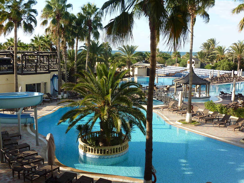 La piscine Hotel Paradis Palace