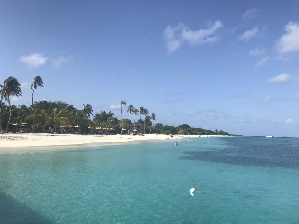 Strand Kuredu Island Resort & Spa