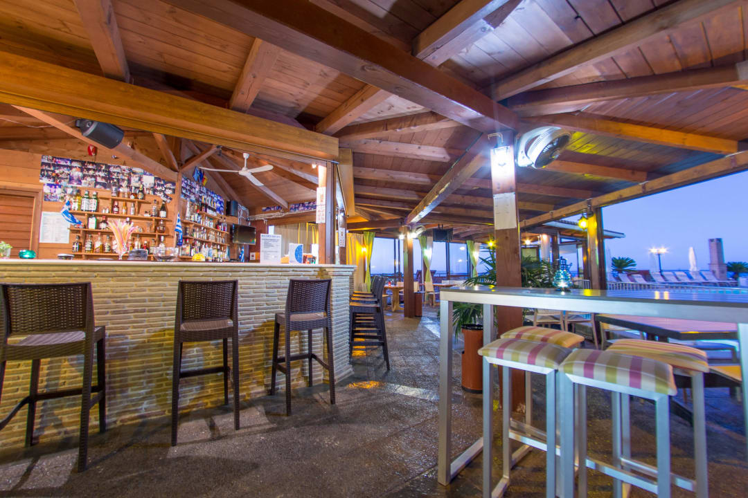 Sea View Village Restaurant Apartments Sea View Village