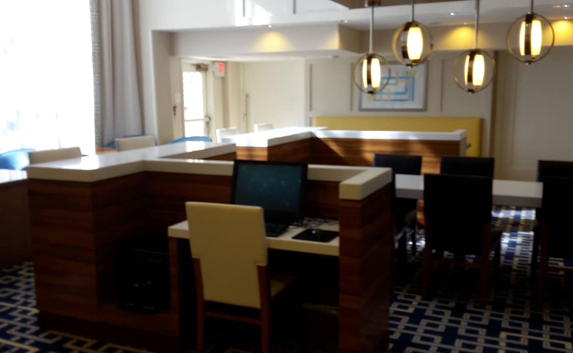 Breakfast room Hotel Sonesta ES Suites Charlotte