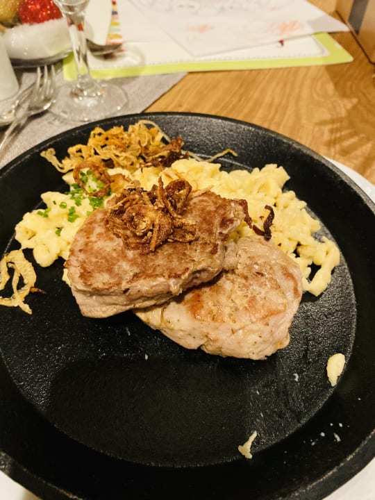 Gastro Familien- und Wellnesshotel Viktoria