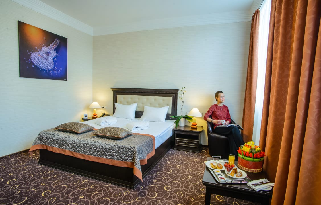 Zimmer ALFAVITO Kyiv Hotel