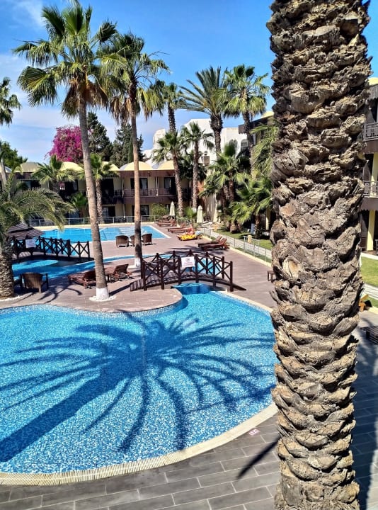 Pool Hotel Paradis Palace