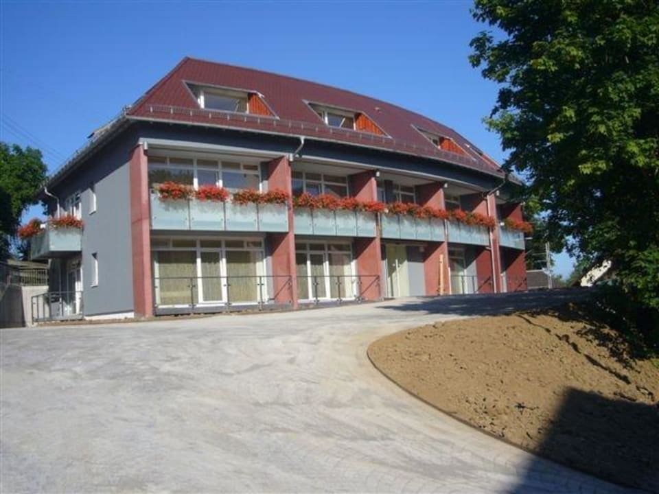 Neues Appartementhaus Landgasthof-Hotel Löwen