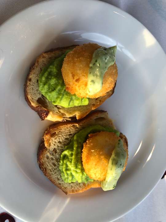 Gastro Riverside Hotel