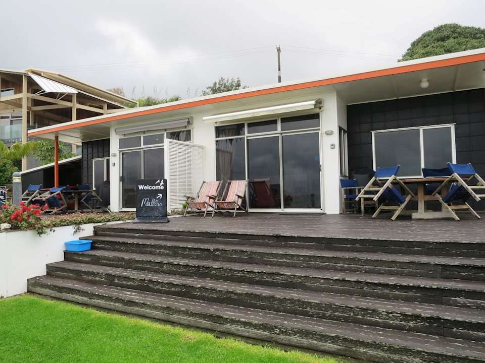 Außenansicht Apartments Golden Sand Beachfront
