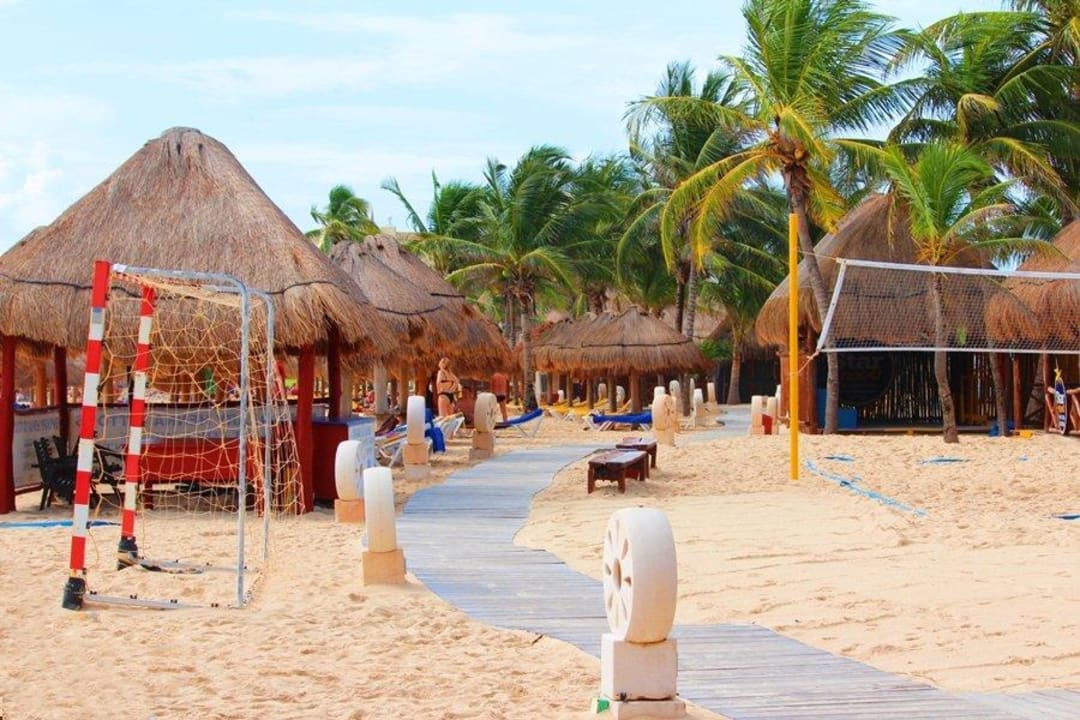 Bereich Hotel Beach und Del Mar Iberostar Selection Paraiso Maya Suites