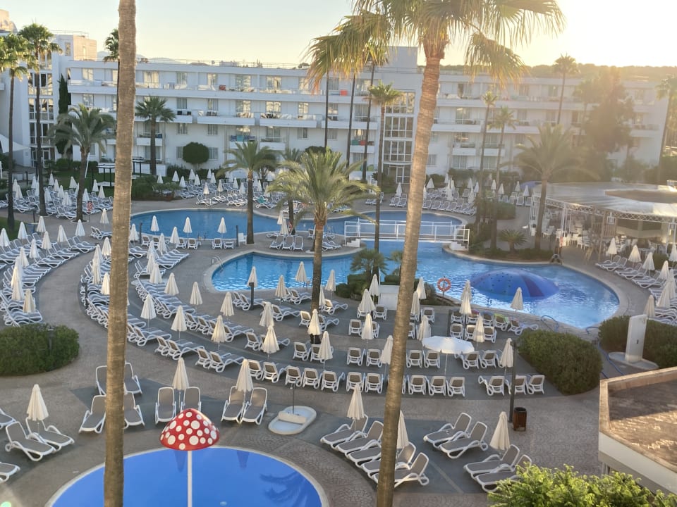 Pool Protur Vista Badia Aparthotel