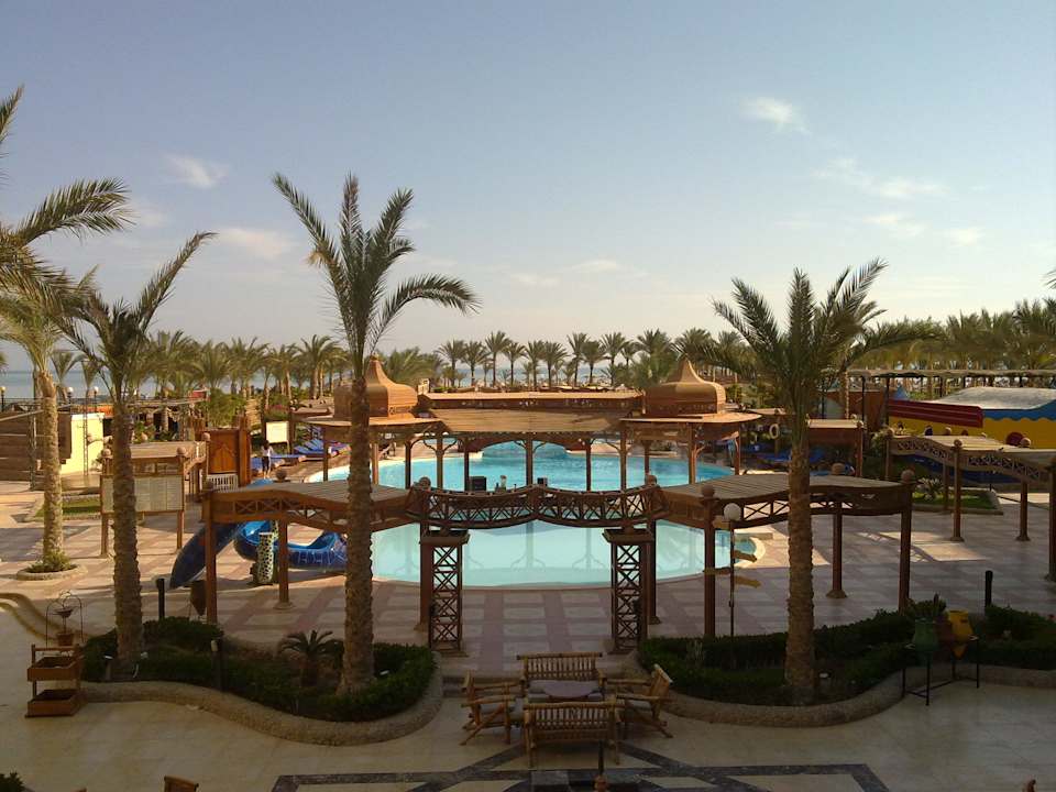 Красивый вид Riviera Aqua Park Resort