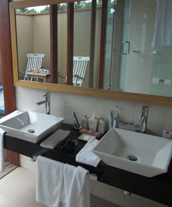 Badbereich-Jacuzzi Watervilla Veligandu Maldives Resort Island