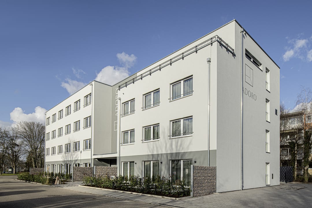 Außenansicht ADORO Aparthotel