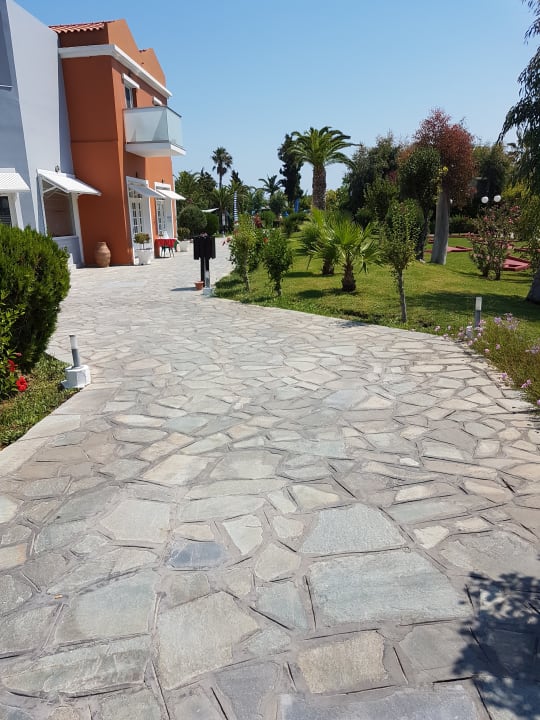 Gartenanlage Atlantica Marmari Beach