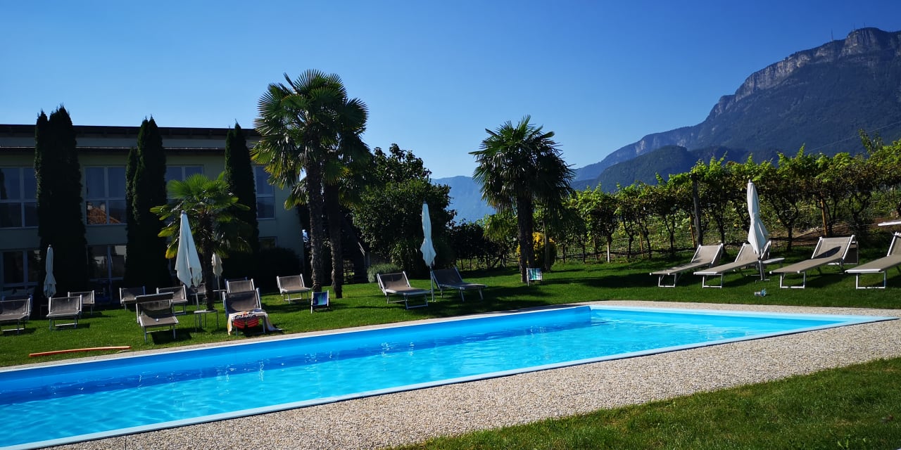 Pool Hotel Mandelhof