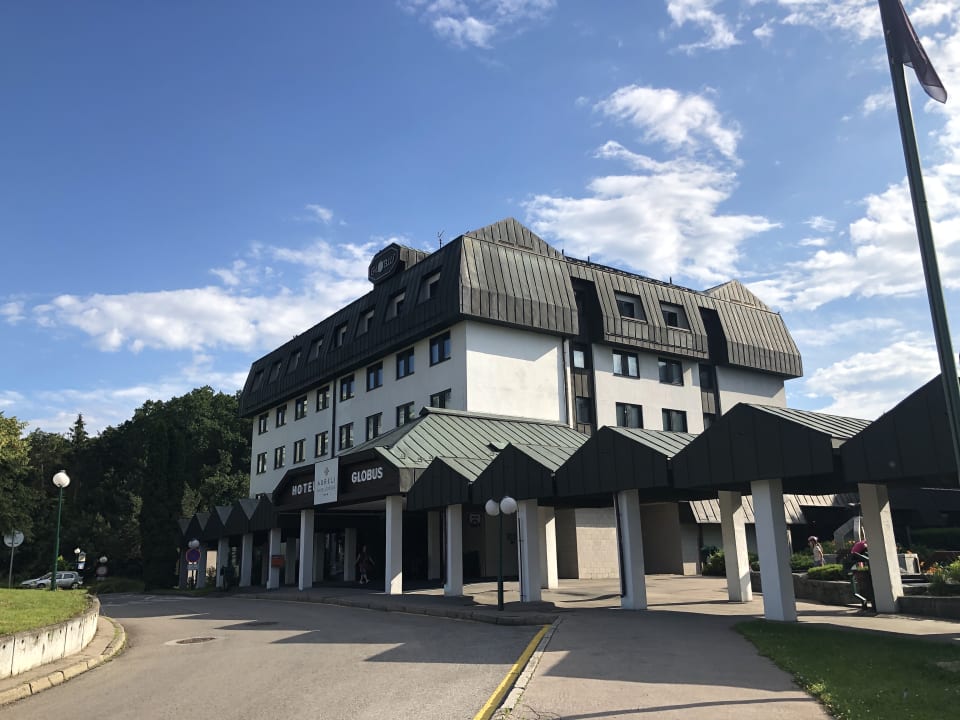 Außenansicht Hotel Globus