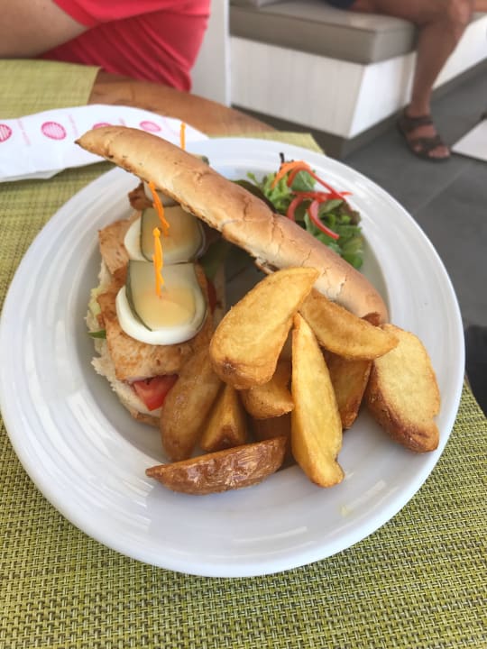 Restaurant Acanthus Cennet Barut Collection
