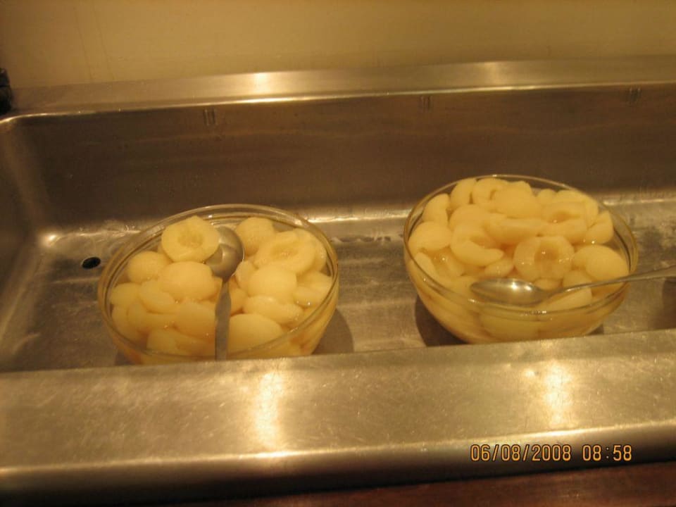 Teil vom Frühstück Hotel Yellow Praia Monte Gordo