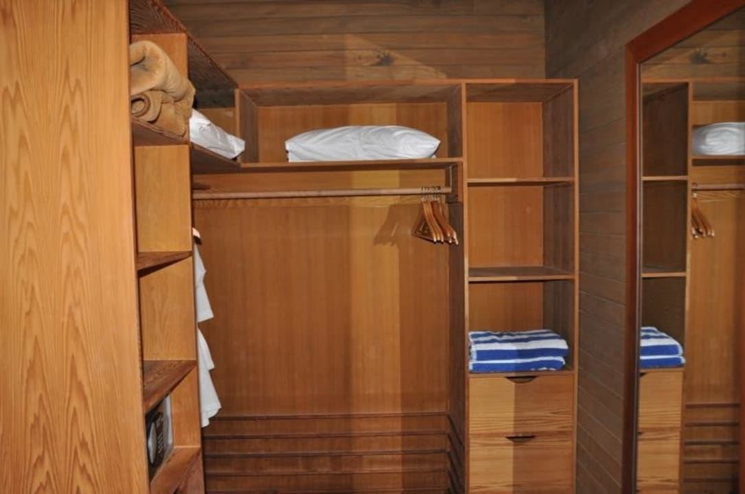 Jacuzzi Water Villa  Meeru Maldives Resort Island