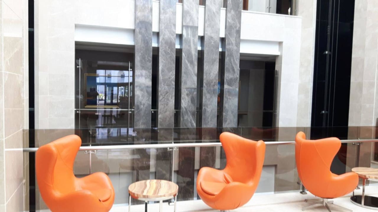 Lobby Side Sunport Hotel & Spa