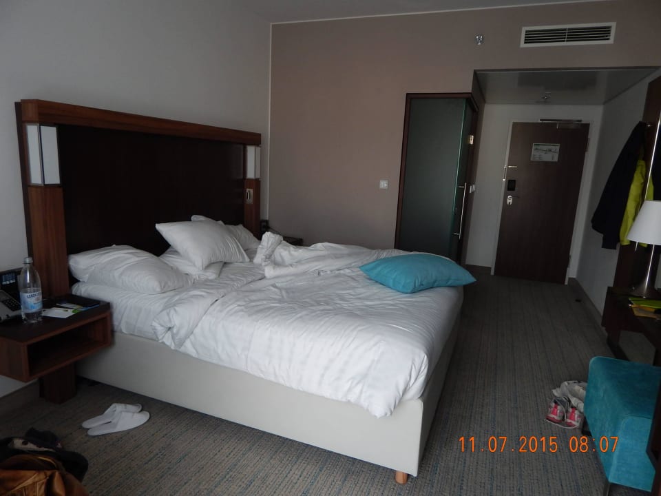 Doppelbettzimmer Hotel Courtyard by Marriott Cologne