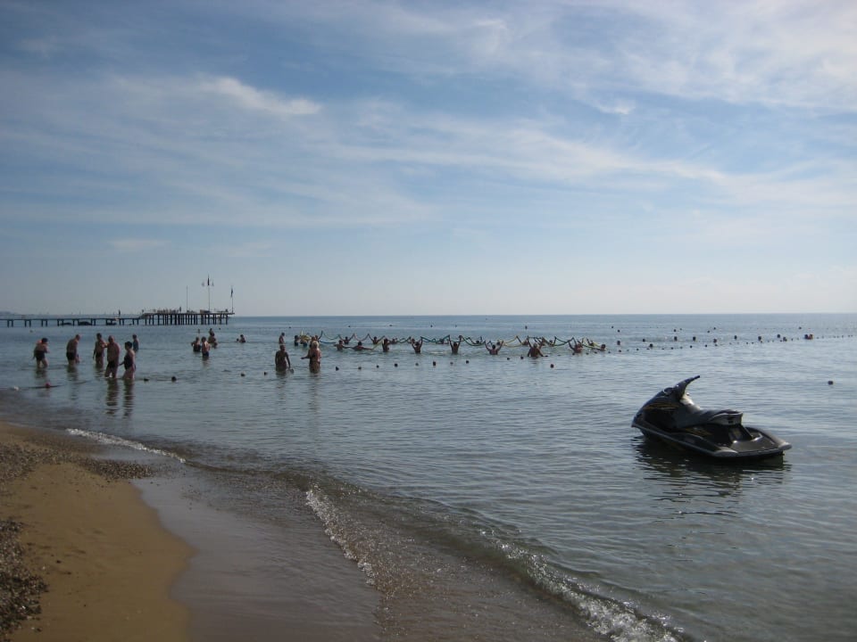 Wassergymnastik im Mittelmeer Trendy Aspendos Beach Hotel