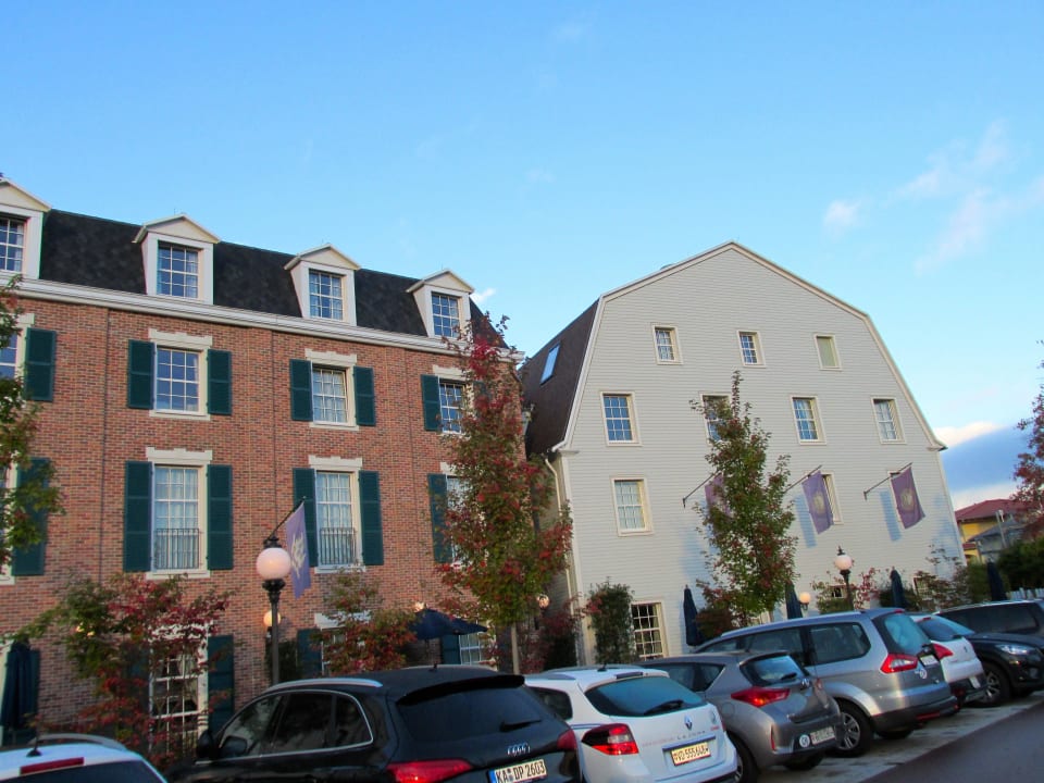 Ansicht vom Parkplatz aus Hotel Bell Rock Europa-Park