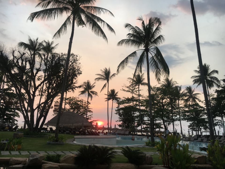 Gartenanlage Eden Beach Resort & Spa, A Lopesan Collection Hotel