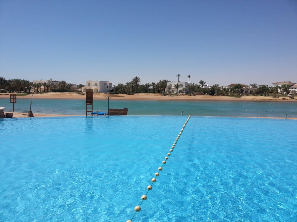 Lagunenpool Mövenpick Resort & Spa El Gouna