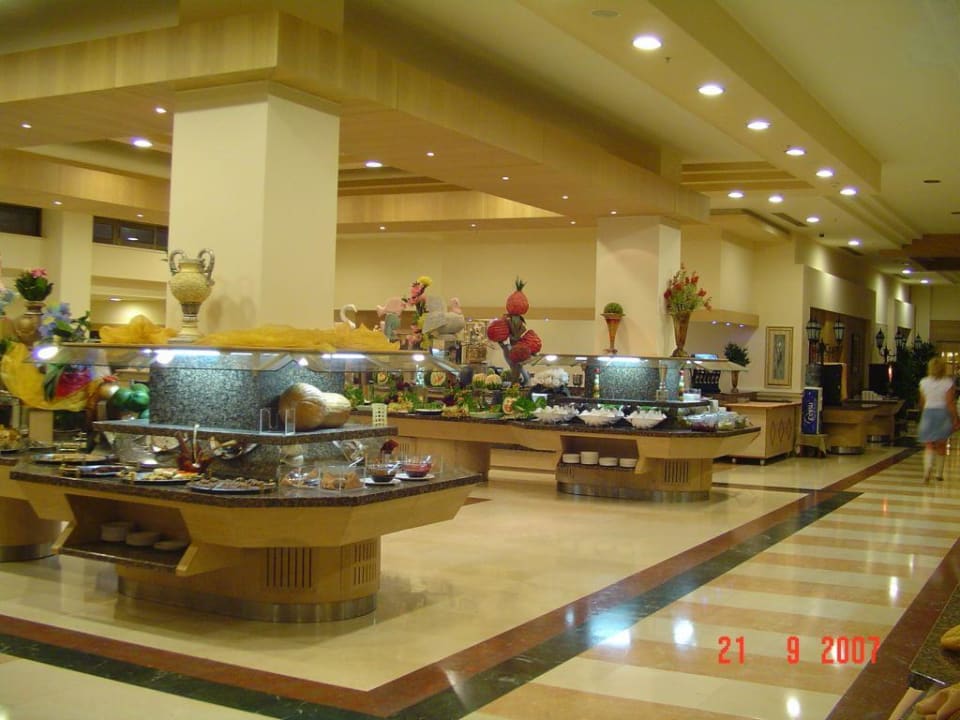 Dinning room Fame Residence Lara & Spa