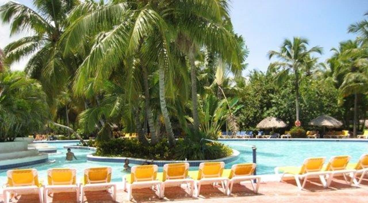 Pool Catalonia Punta Cana - All Inclusive