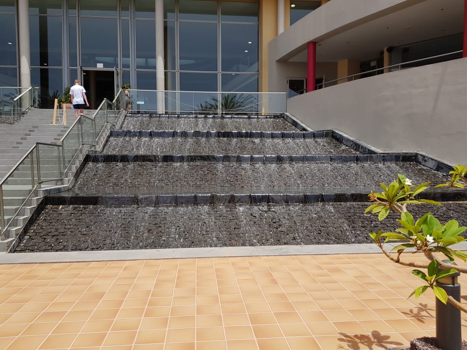 Gartenanlage Iberostar Waves Gaviotas Park