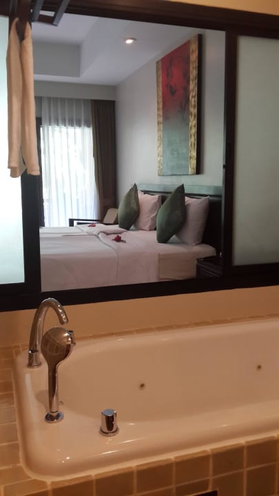 Premier Room The Fair House Beach Resort