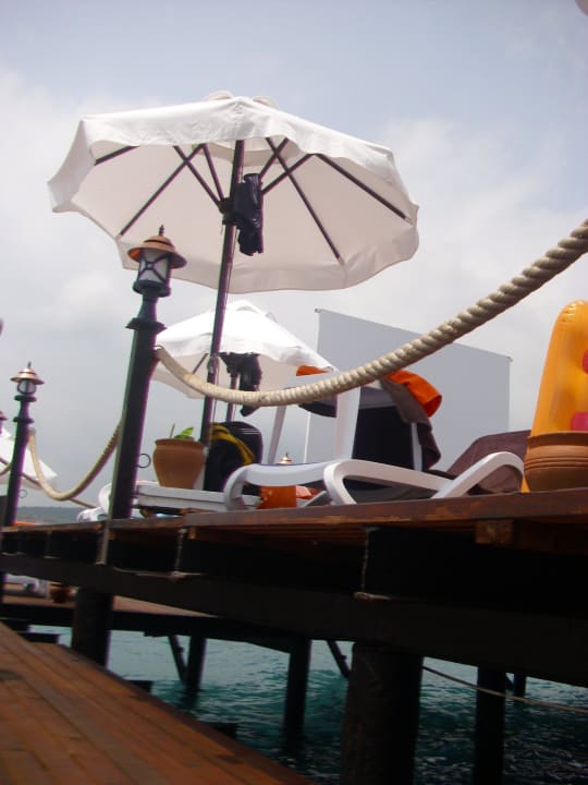 Strand Emelda Sun Club
